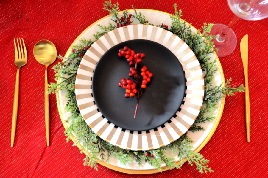How to Set a Table-Holiday Style
